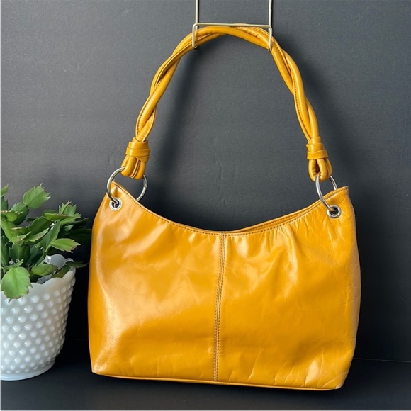 Peck & Peck Collection Twisted Handle Yellow Leather Hobo Shoulder Bag - Picture 1 of 12